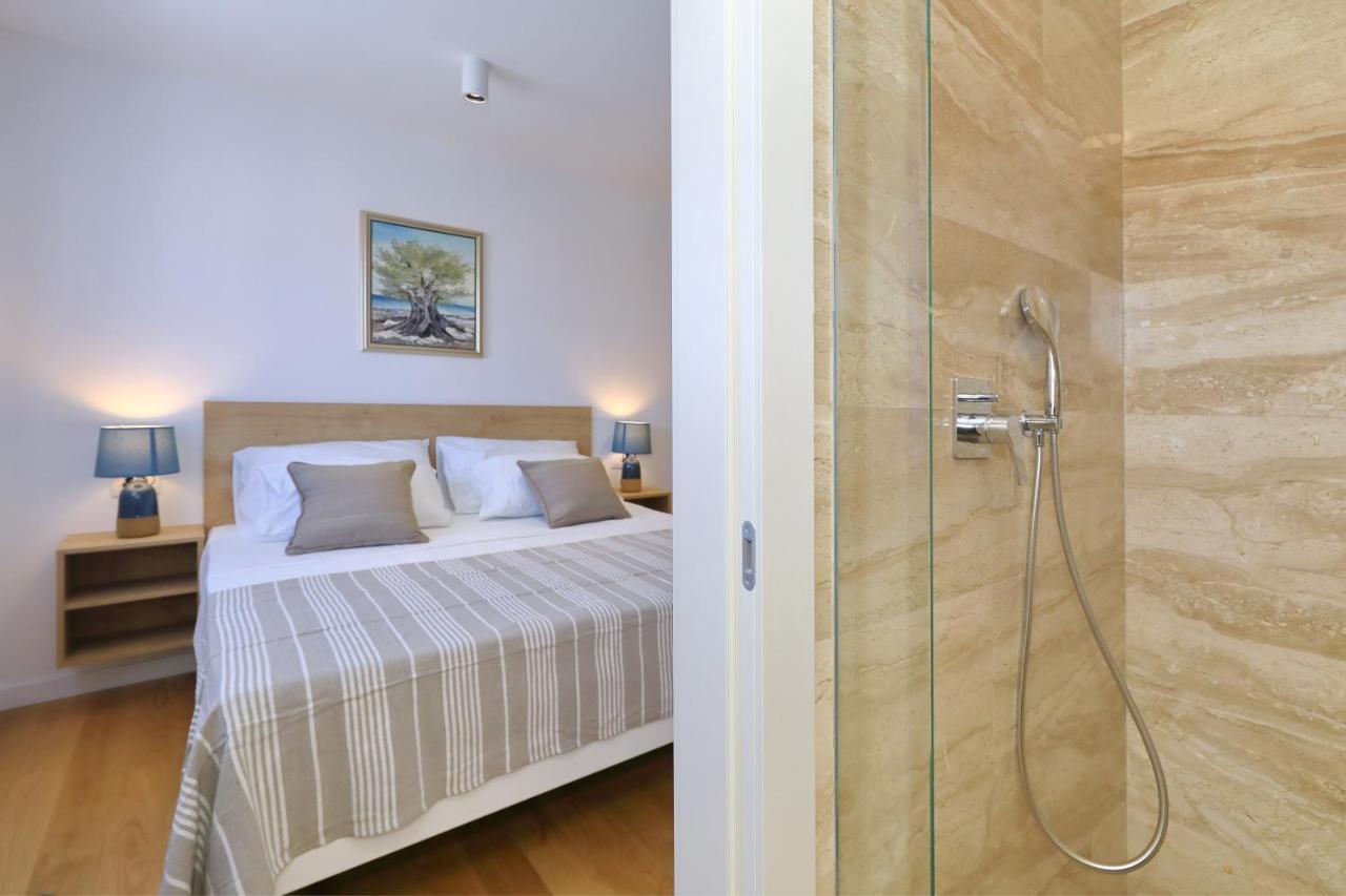 Penthouse Diem - Private Pool With Sea View 자다르 외부 사진