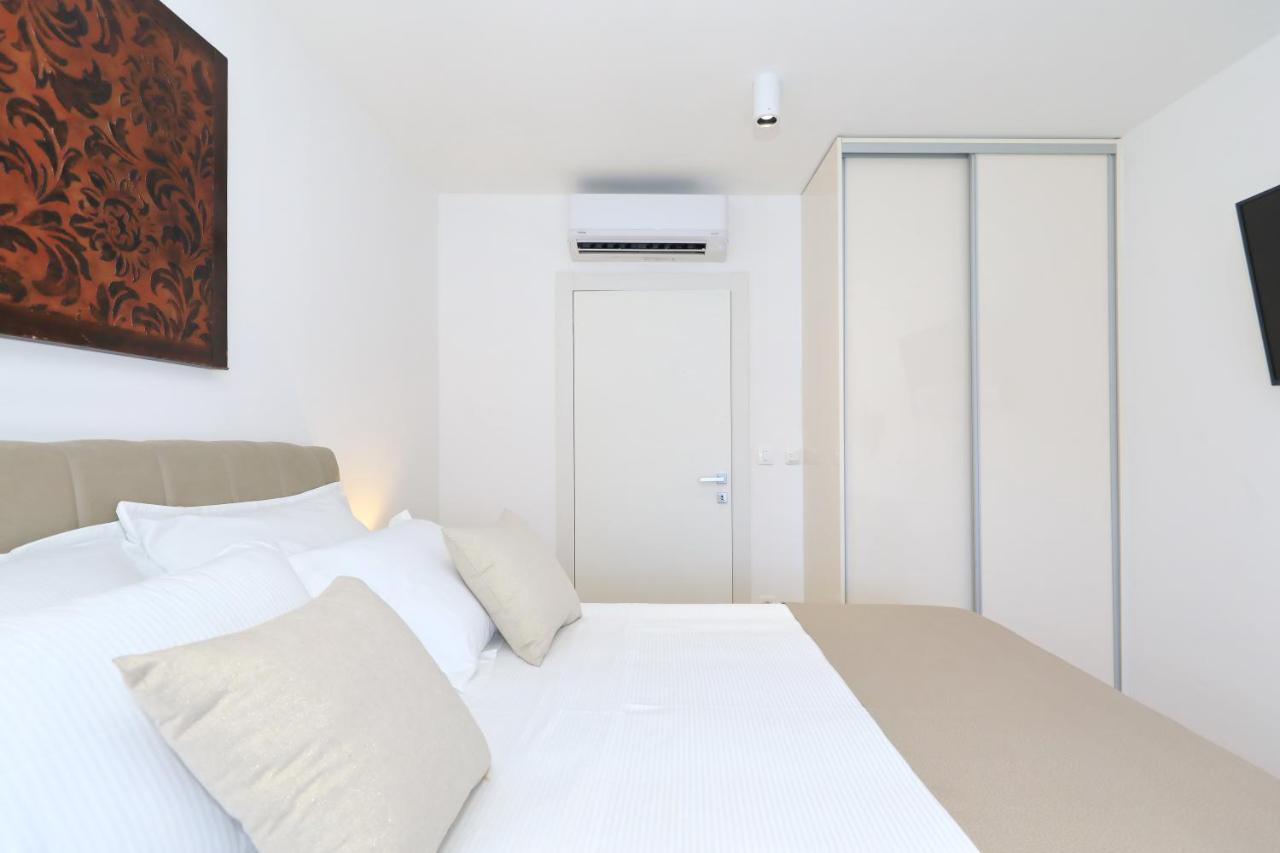Penthouse Diem - Private Pool With Sea View 자다르 외부 사진