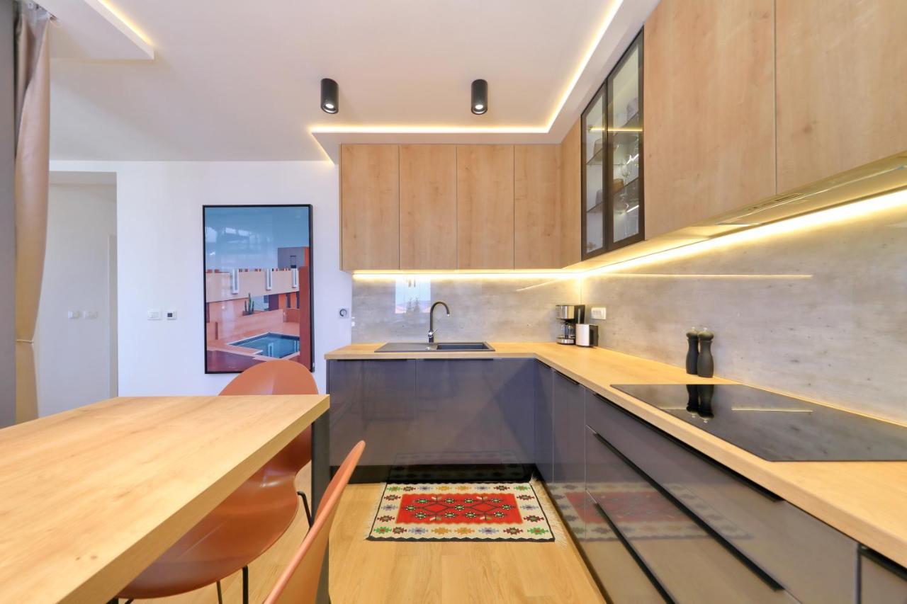 Penthouse Diem - Private Pool With Sea View 자다르 외부 사진