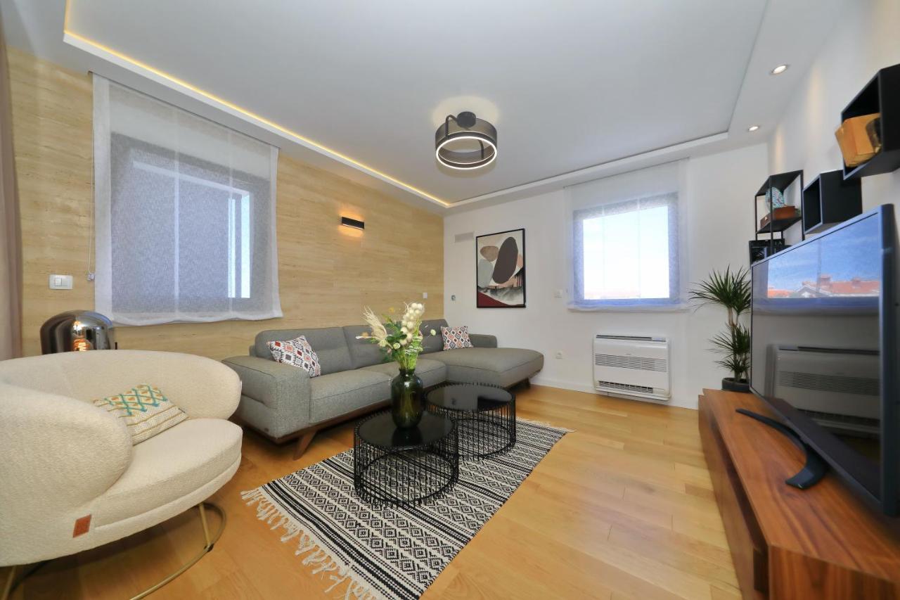 Penthouse Diem - Private Pool With Sea View 자다르 외부 사진
