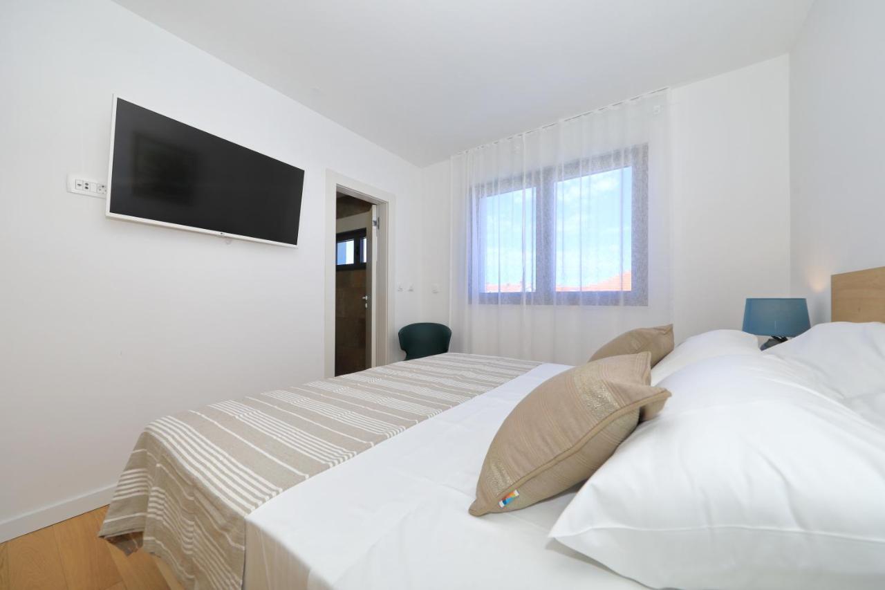 Penthouse Diem - Private Pool With Sea View 자다르 외부 사진