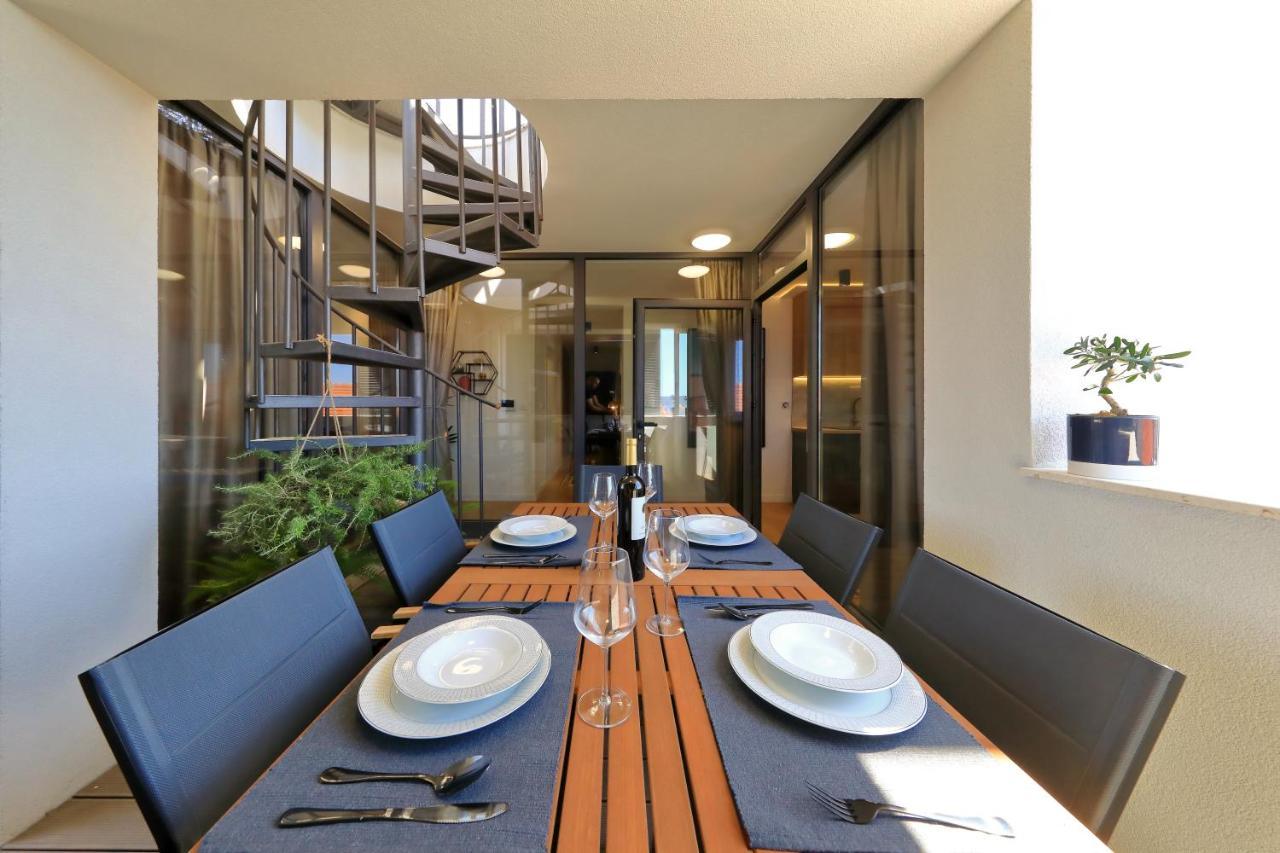 Penthouse Diem - Private Pool With Sea View 자다르 외부 사진