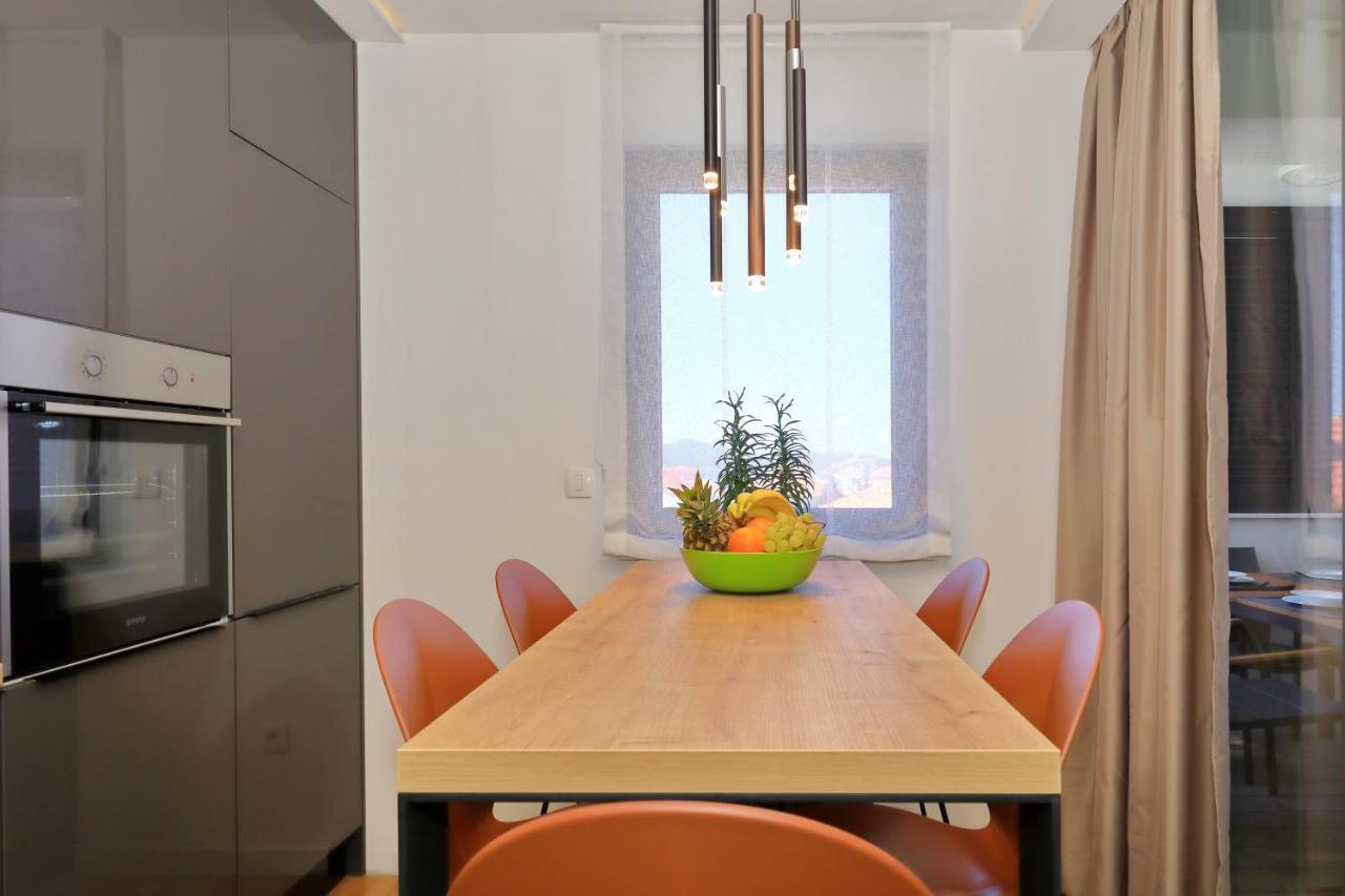 Penthouse Diem - Private Pool With Sea View 자다르 외부 사진