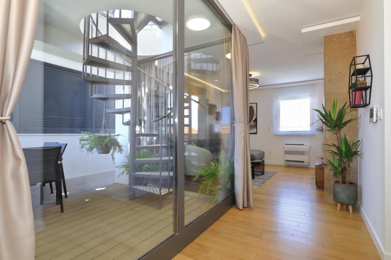 Penthouse Diem - Private Pool With Sea View 자다르 외부 사진
